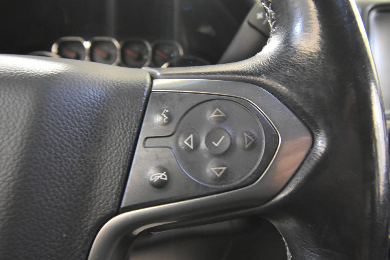 Used 2018 Chevrolet Silverado 1500 LT w/ All Star Edition AWD/4WD image 30