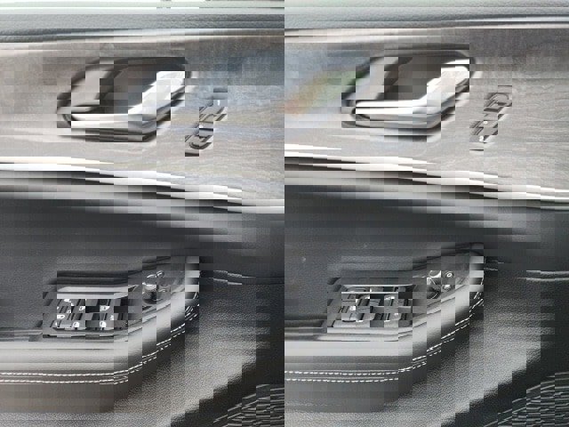 New 2025 Jeep Grand Cherokee Limited image 19