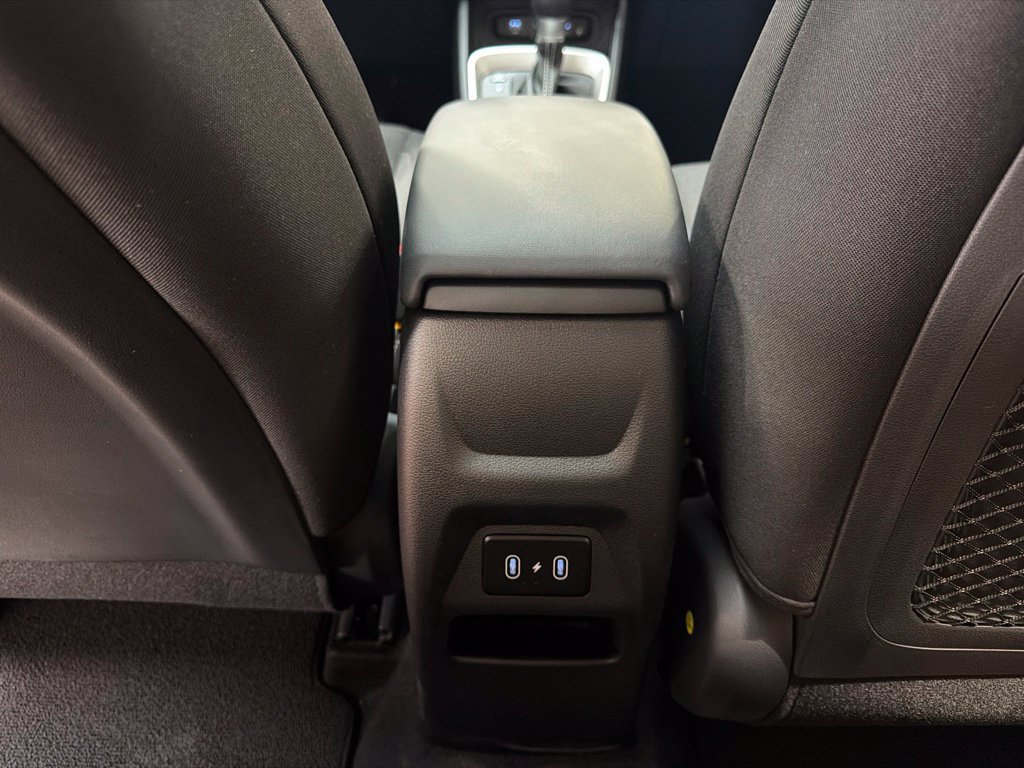 New 2026 Hyundai Venue SEL FWD image 18