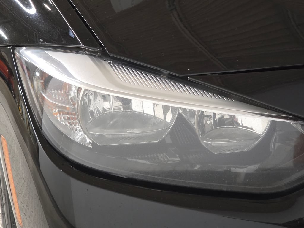Used 2016 BMW 328i Sedan RWD image 16