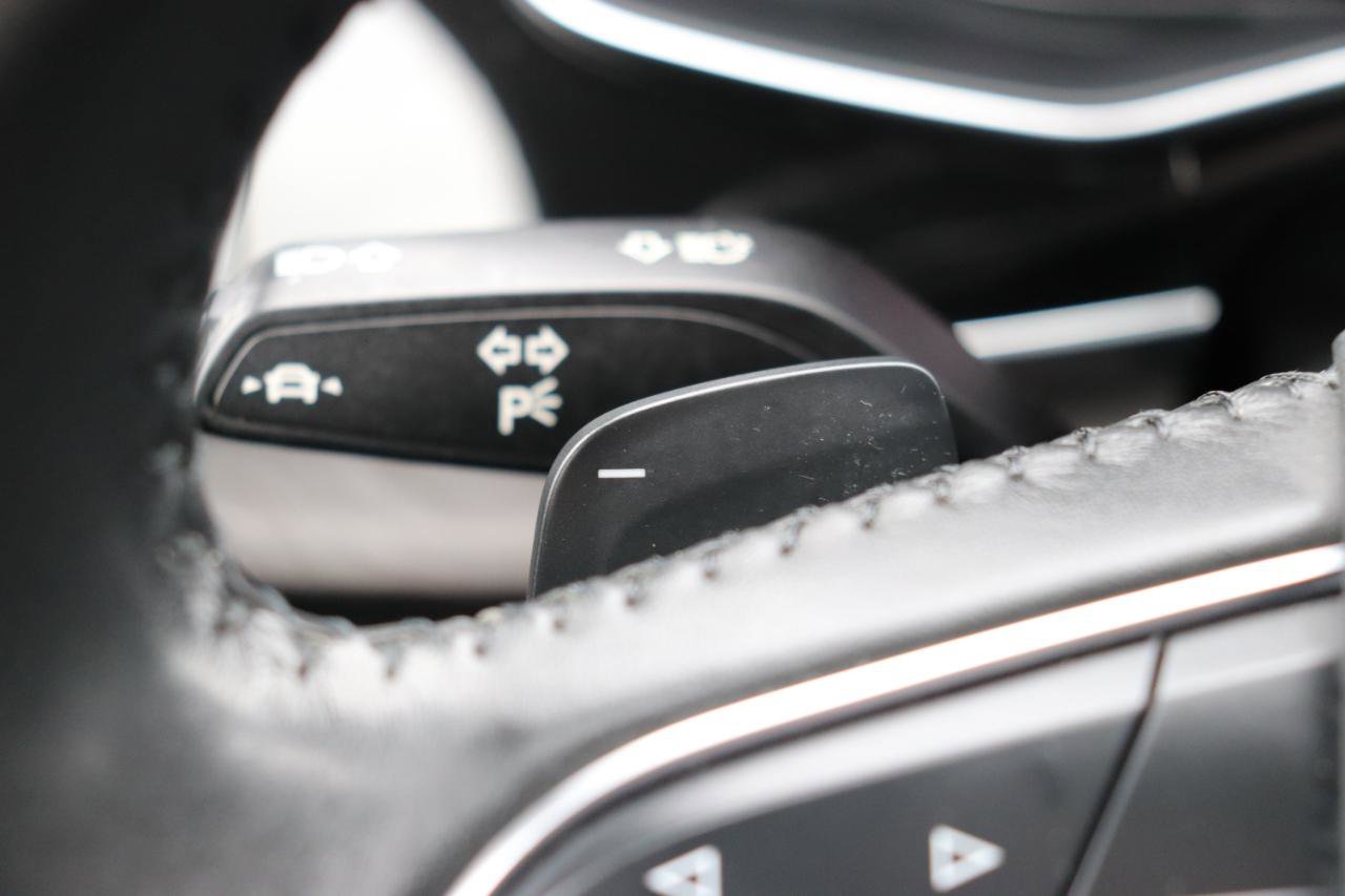 Used 2019 Audi Q8 Prestige image 35