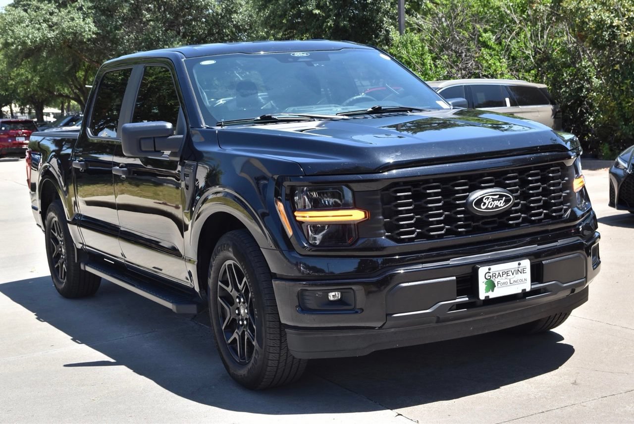 Used 2024 Ford F150 STX w/ STX Black Appearance Package RWD image 4