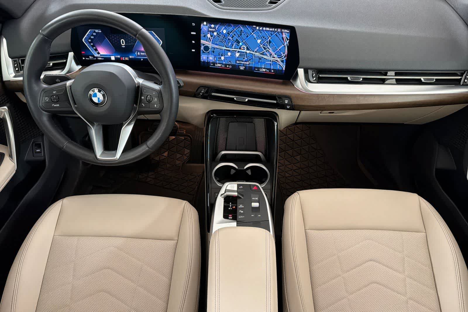 Used 2023 BMW X1 xDrive28i w/ Convenience Package AWD/4WD image 3