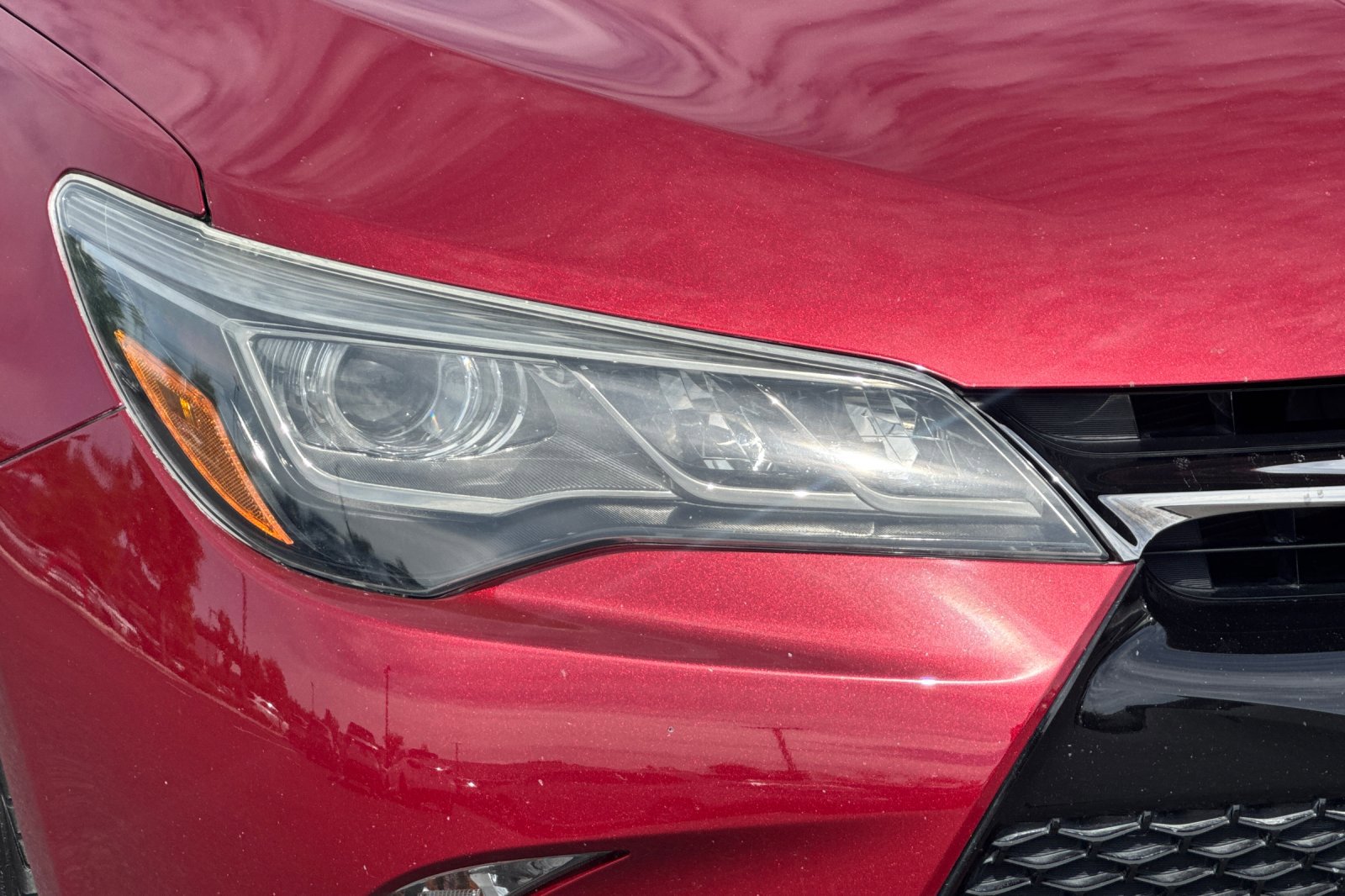 Used 2015 Toyota Camry XSE w/ Advanced Technology Package FWD image 10