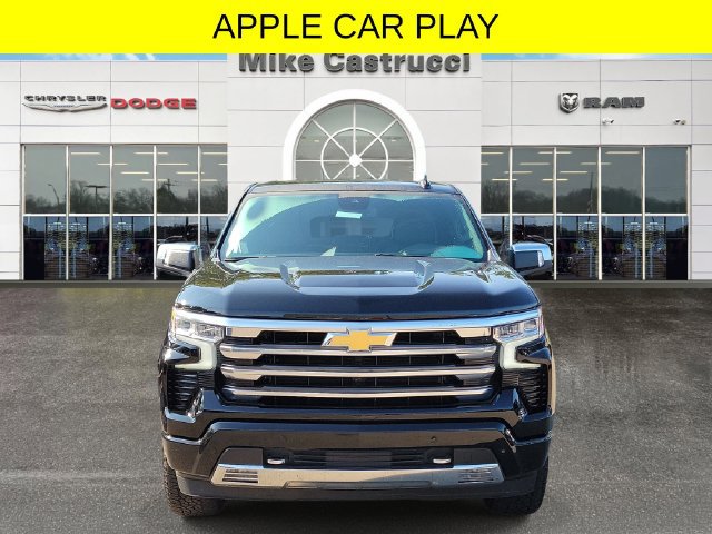Used 2025 Chevrolet Silverado 1500 High Country AWD/4WD image 2