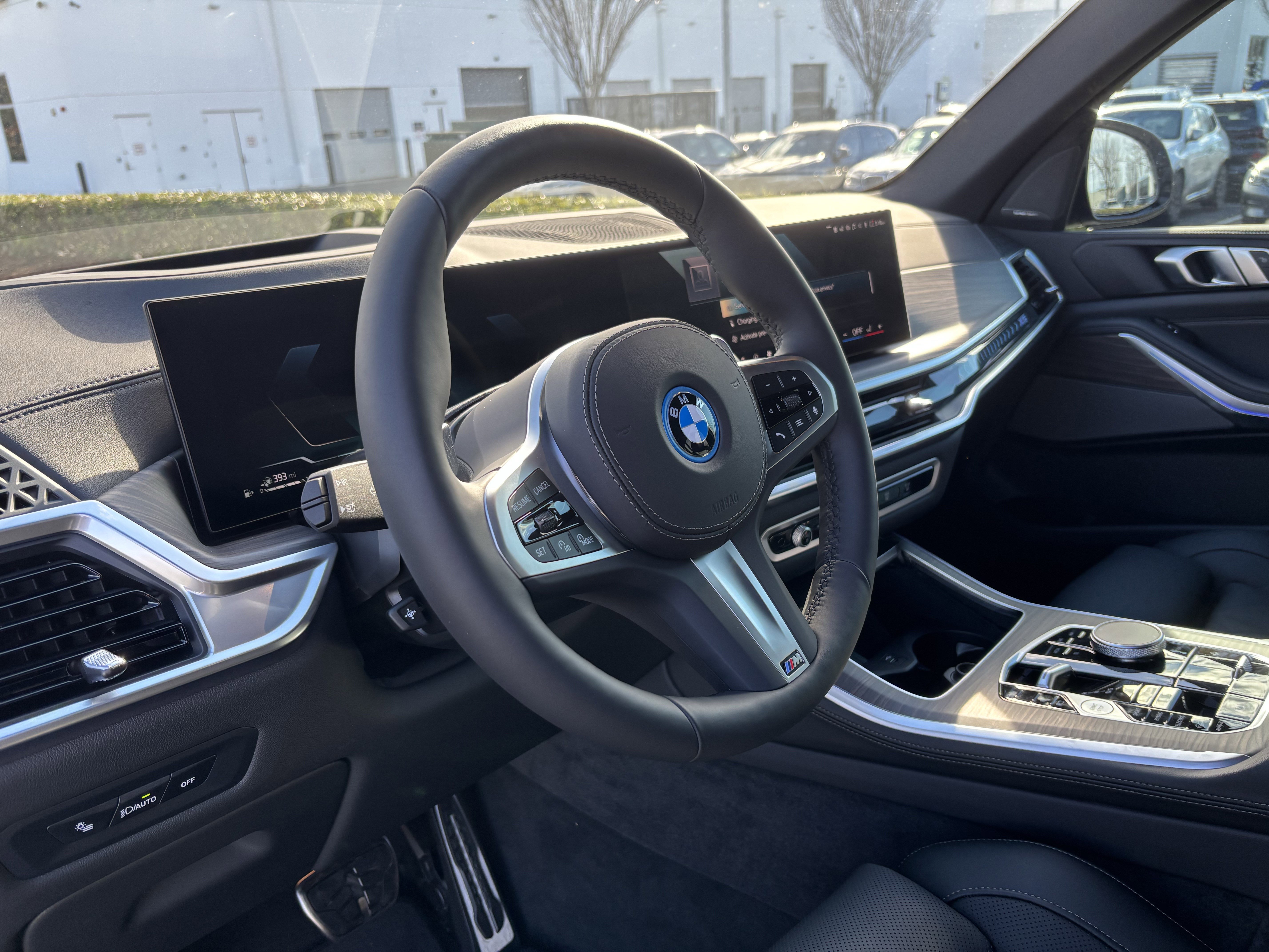 Used 2026 BMW X5 xDrive50e w/ M Sport Package image 17