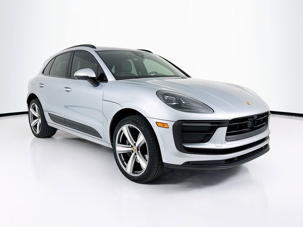 Certified 2023 Porsche Macan Turbo image 7