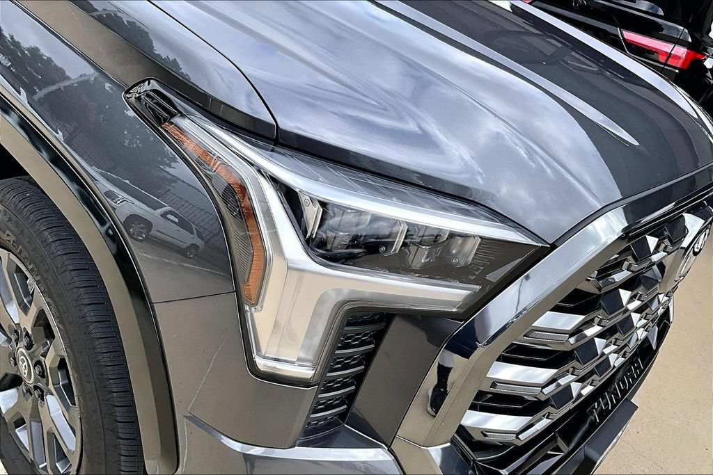 Used 2026 Toyota Tundra Platinum AWD/4WD image 38