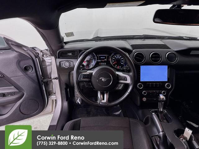 Used 2017 Ford Mustang Coupe image 21