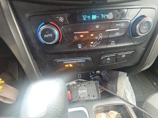 Used 2017 Ford Escape SE image 6