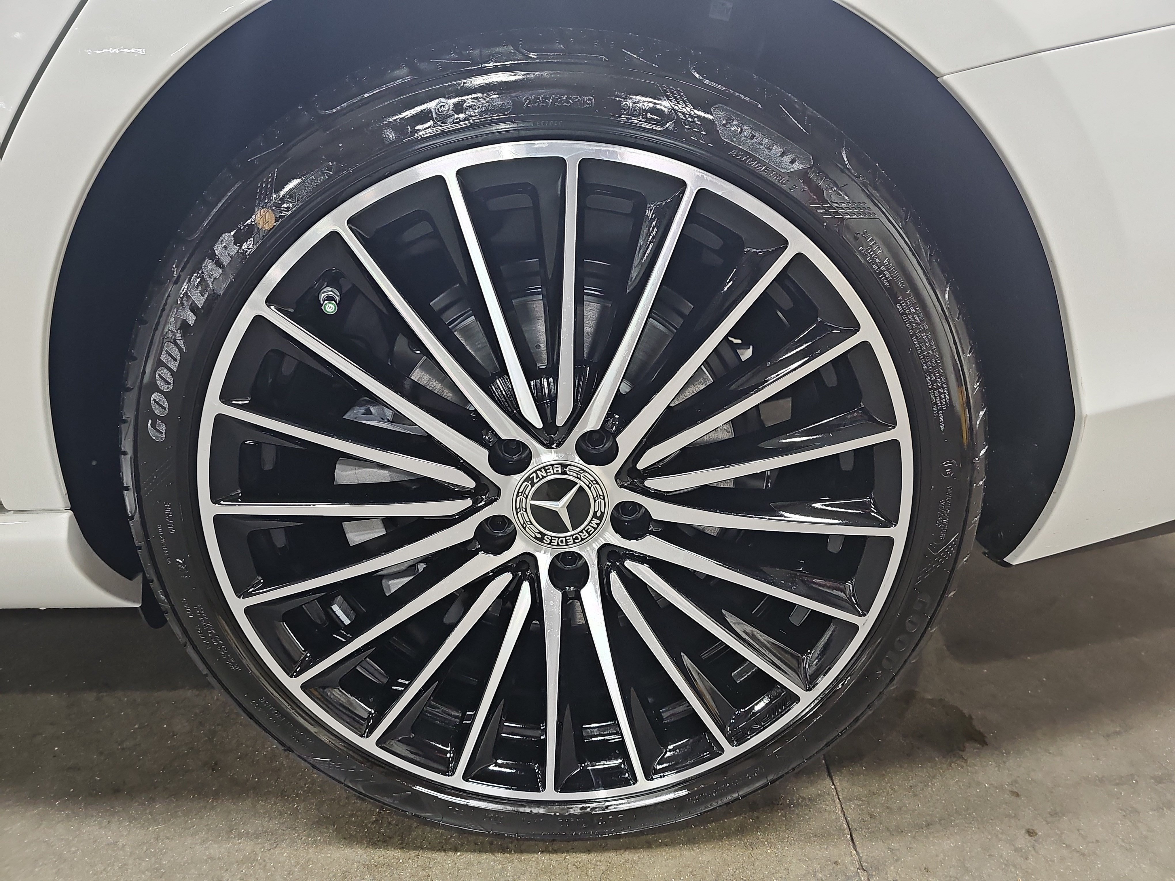 New 2026 Mercedes-Benz C 300 4MATIC Sedan image 34