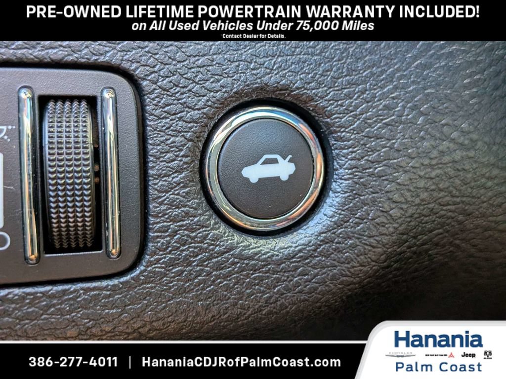 Used 2015 Dodge Charger SE w/ Popular Equipment Group RWD image 25