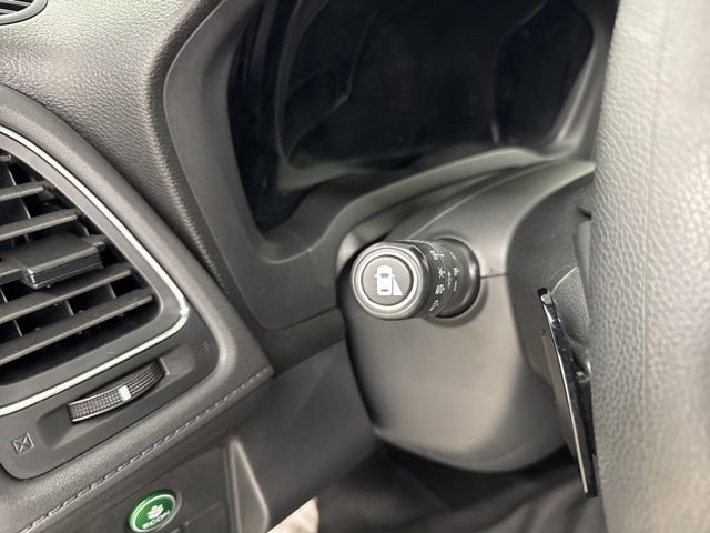 Used 2018 Honda HR-V EX image 29