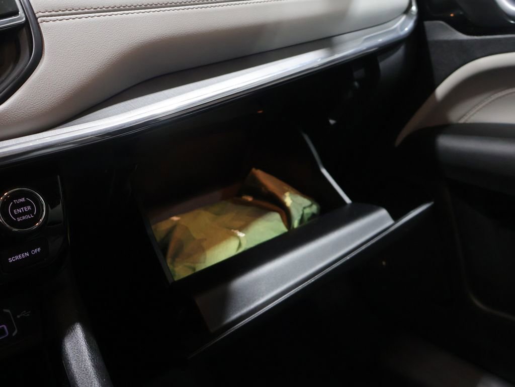 Certified 2022 Jeep Compass Limited w/ Sun and Sound Group image 30