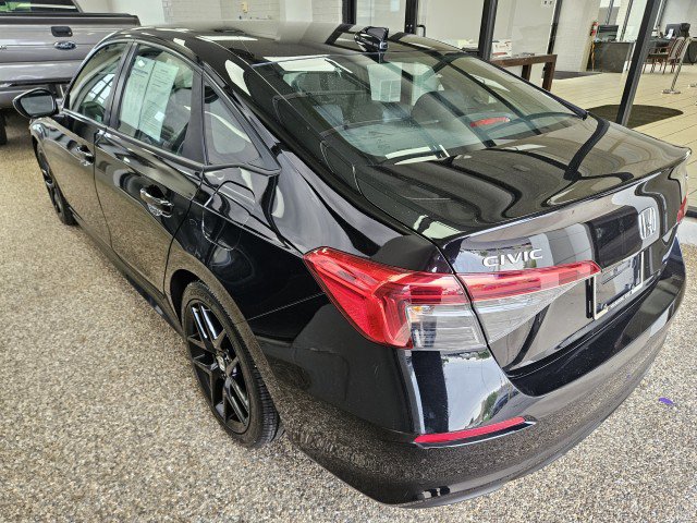 Used 2022 Honda Civic Sport image 4