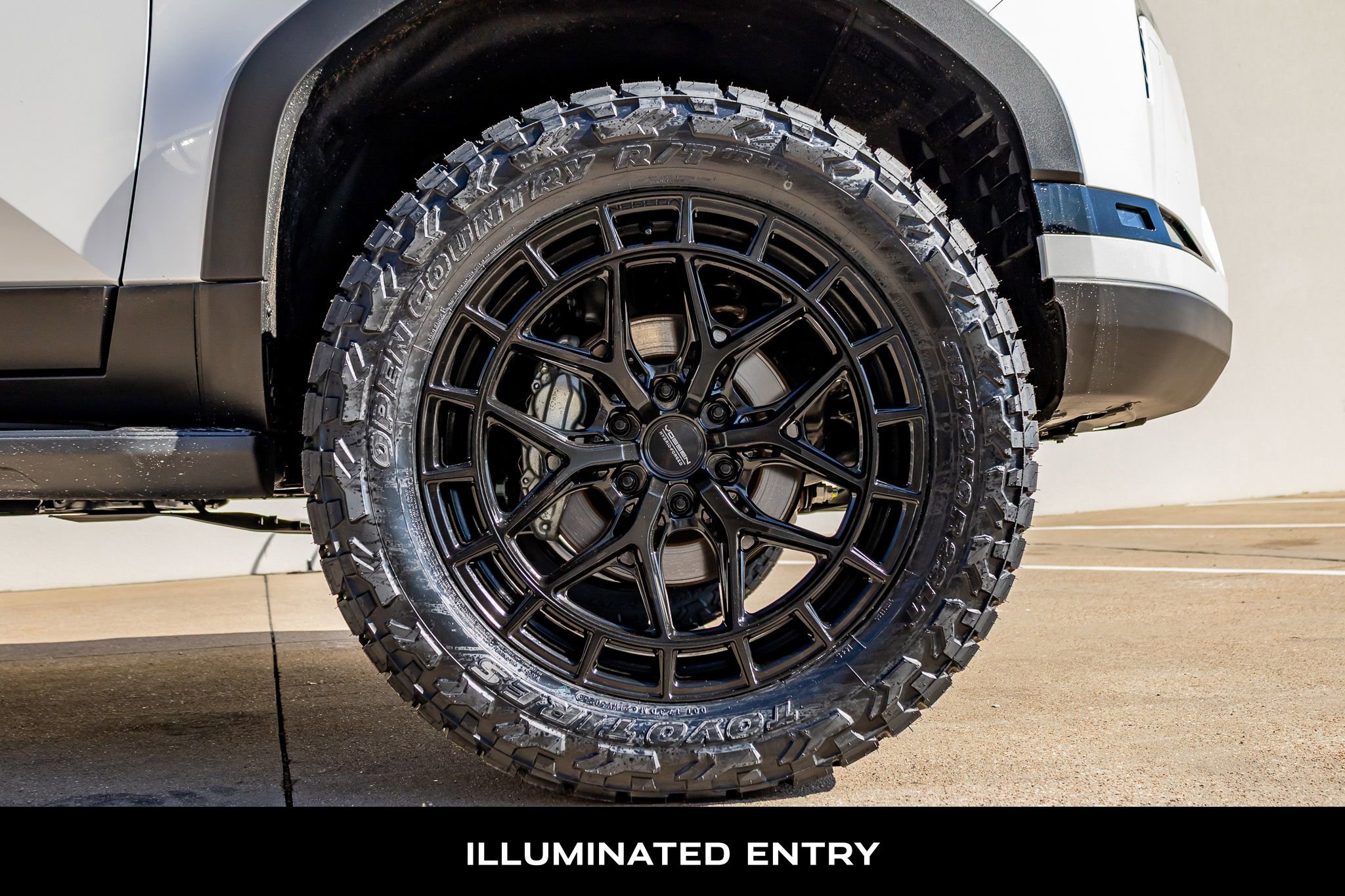 Used 2025 Lexus GX 550 550 Overtrail image 12