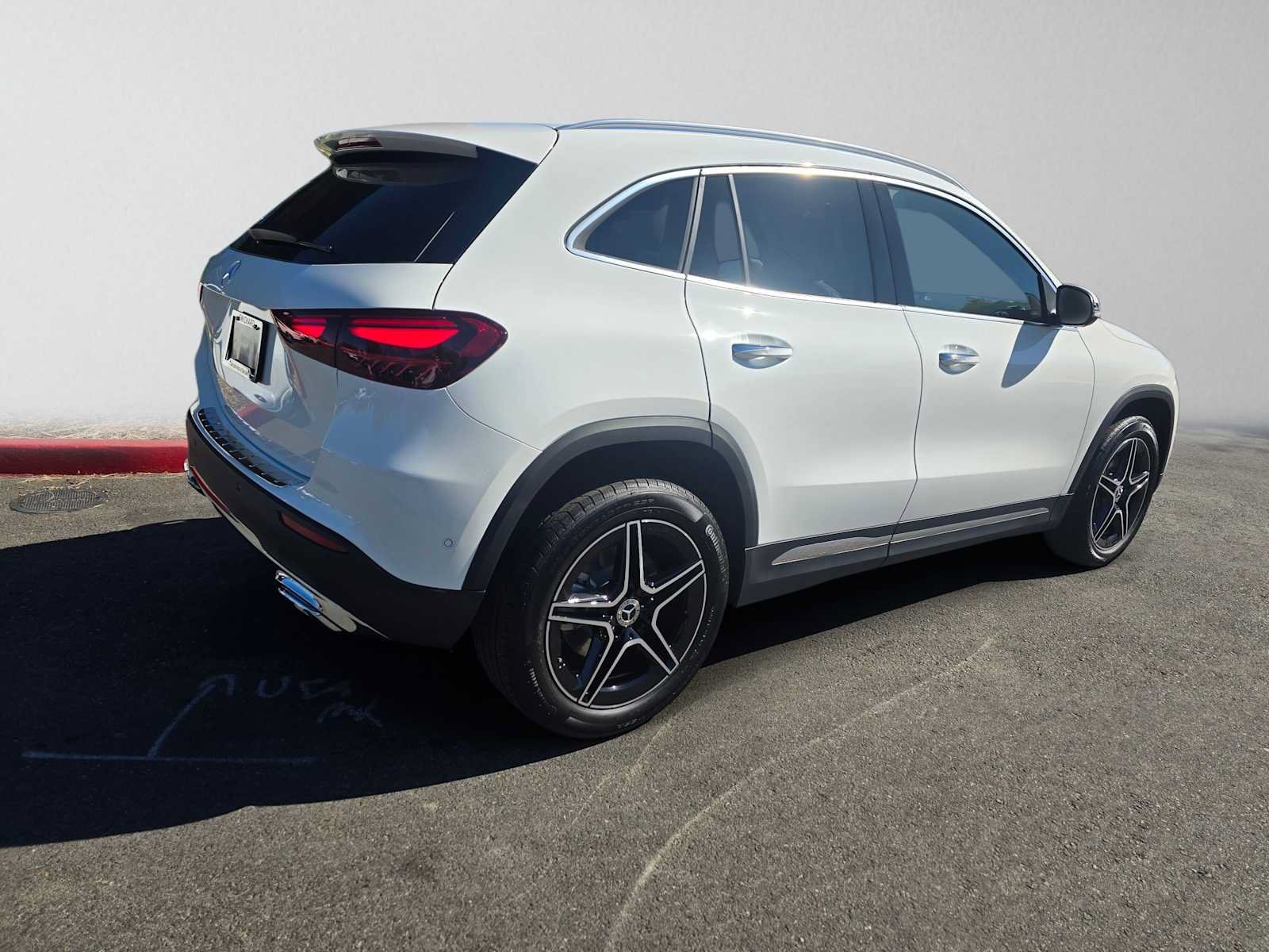 New 2026 Mercedes-Benz GLA 250 image 3