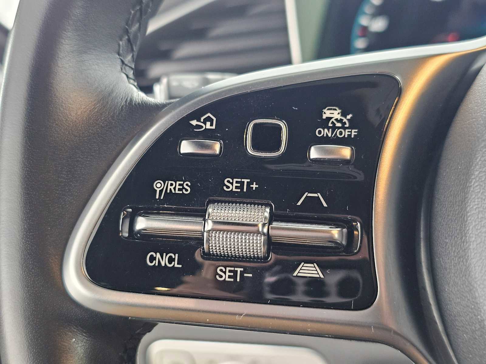 Used 2022 Mercedes-Benz GLE 450 4MATIC image 27