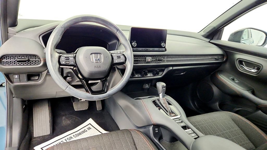 Used 2024 Honda HR-V Sport image 11