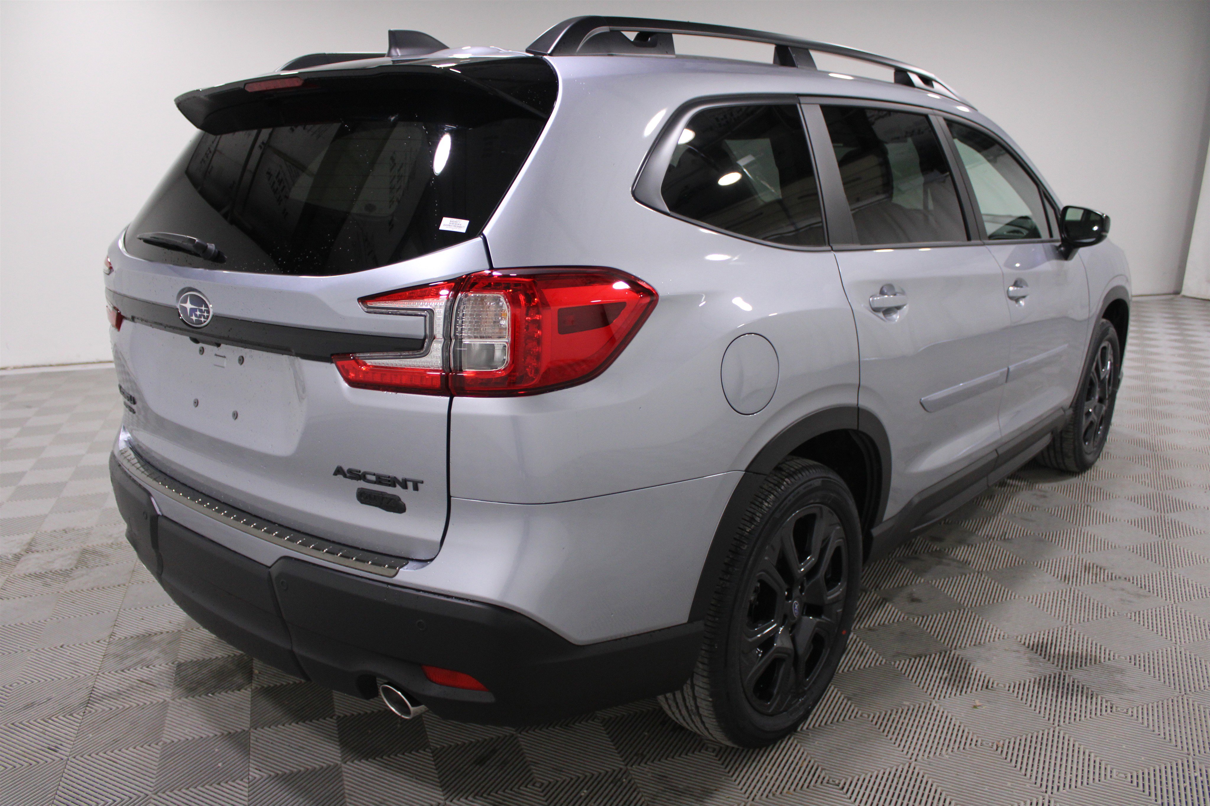 New 2025 Subaru Ascent Onyx Edition image 28