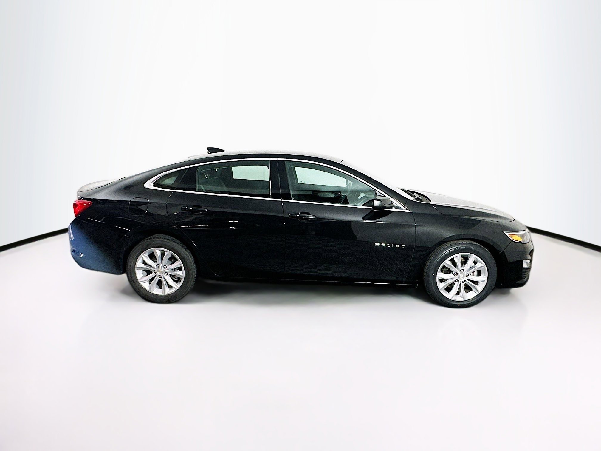 Used 2024 Chevrolet Malibu LT image 10