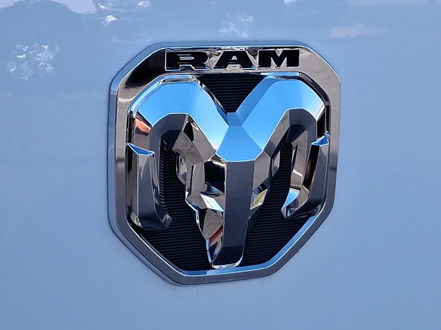New 2024 RAM ProMaster 2500 w/ Safety Group FWD image 10