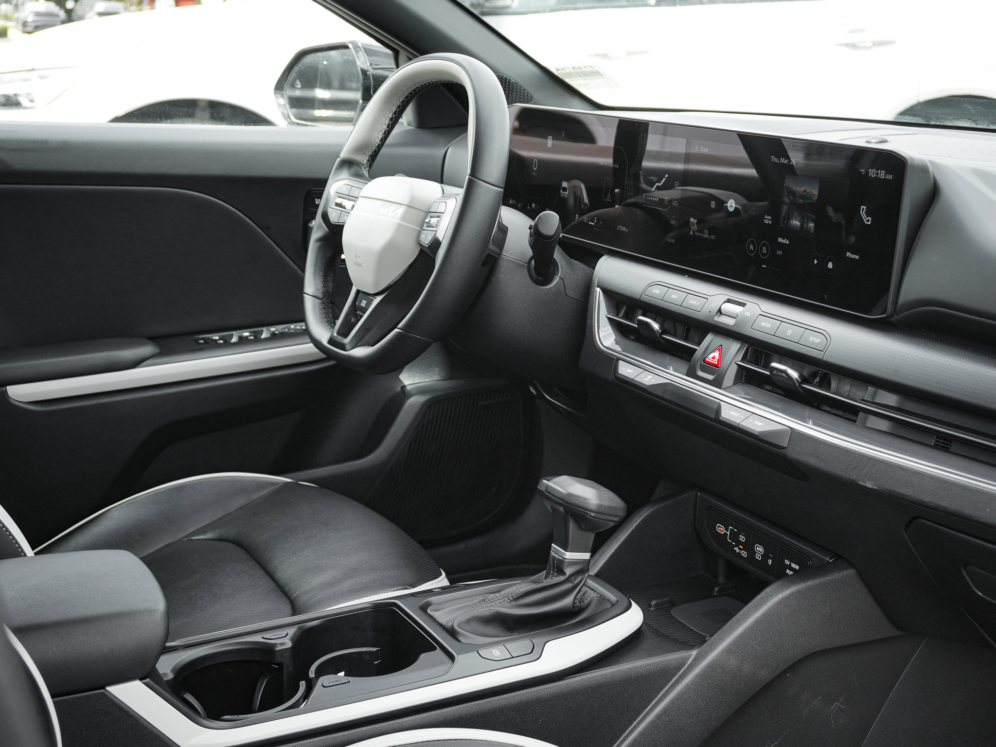 Used 2025 Kia K4 GT-Line w/ GT-Line Premium Package image 36