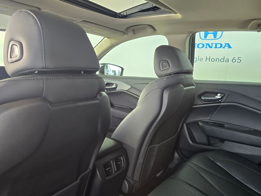 Used 2022 Acura TLX image 7