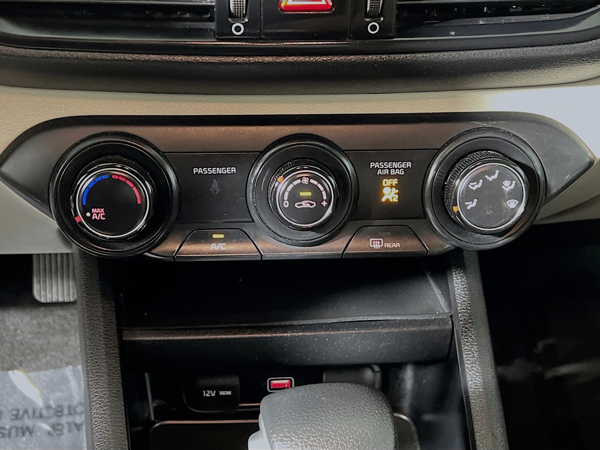 Used 2022 Kia Forte LXS w/ LXS Technology Package image 24