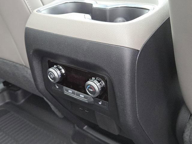 New 2026 GMC Acadia Elevation image 9