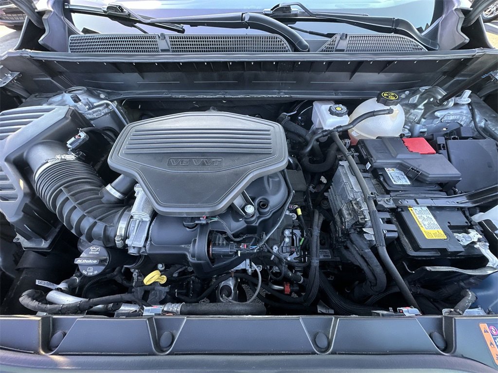 Used 2023 GMC Acadia SLT w/ Preferred Package image 26