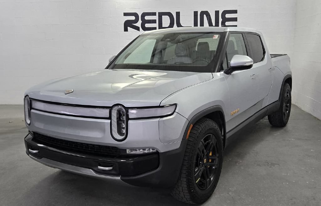 Used 2022 Rivian R1T Adventure AWD/4WD image 2