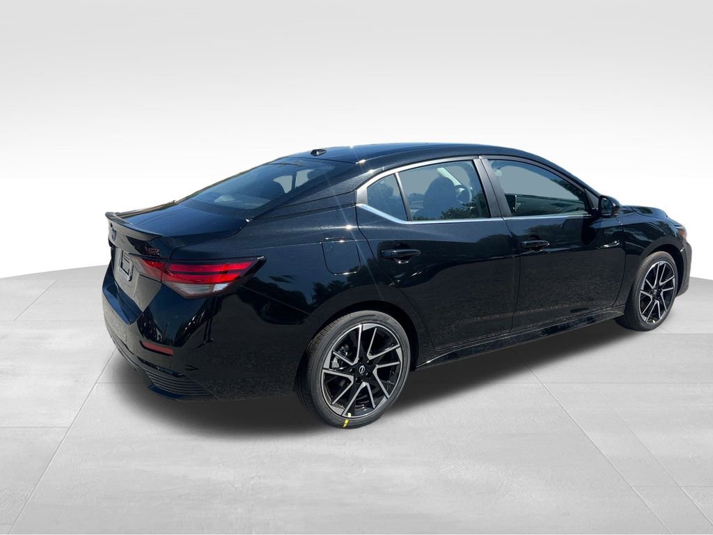 New 2025 Nissan Sentra SR w/ Trunk Package image 6