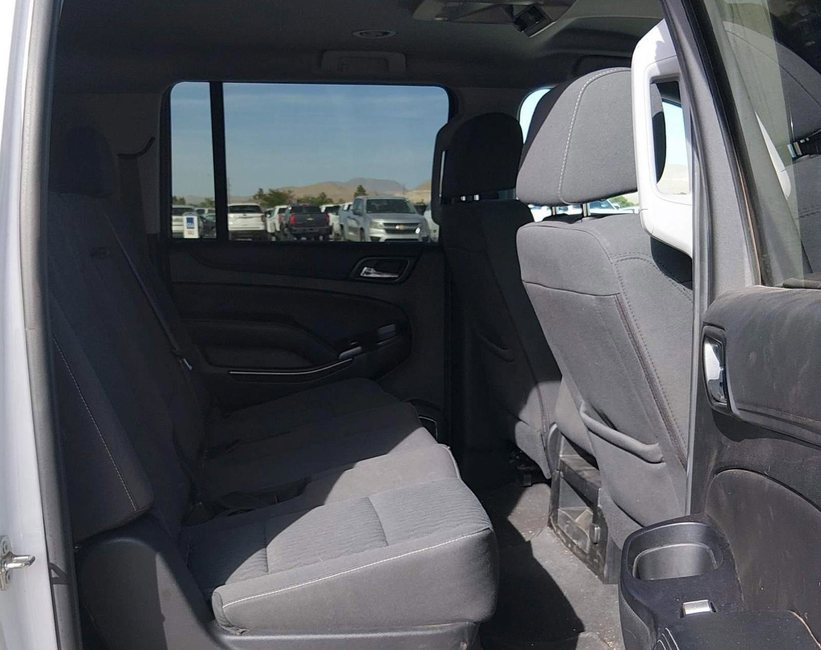 Used 2020 Chevrolet Suburban LS w/ Skid Plate Package AWD/4WD image 9