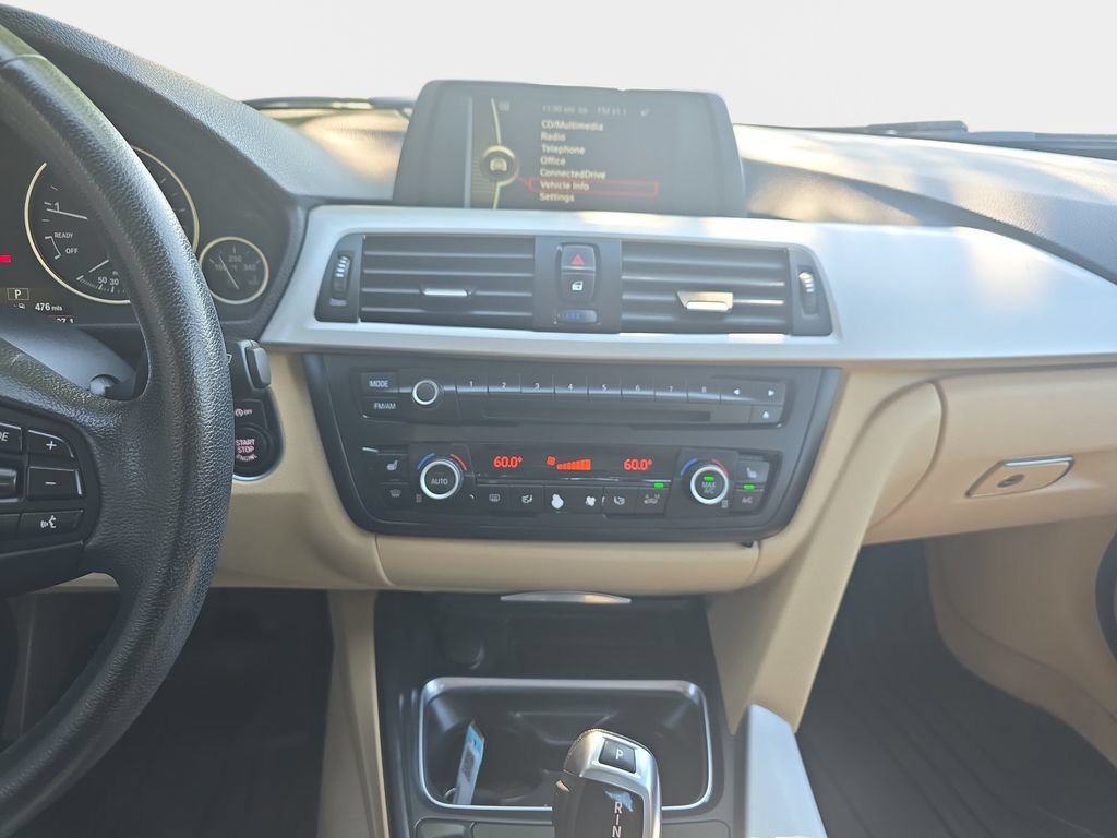 Used 2013 BMW 328i xDrive Sedan AWD/4WD image 22