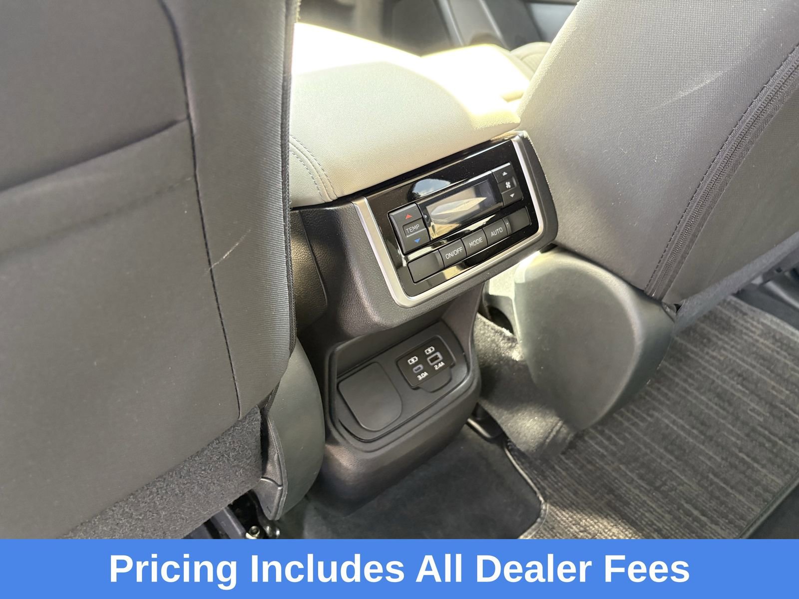 Certified 2025 Subaru Ascent Premium AWD/4WD image 31