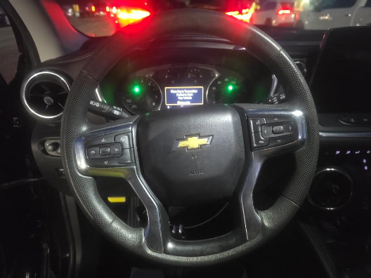 Used 2024 Chevrolet Blazer LT w/ Convenience Package FWD image 5