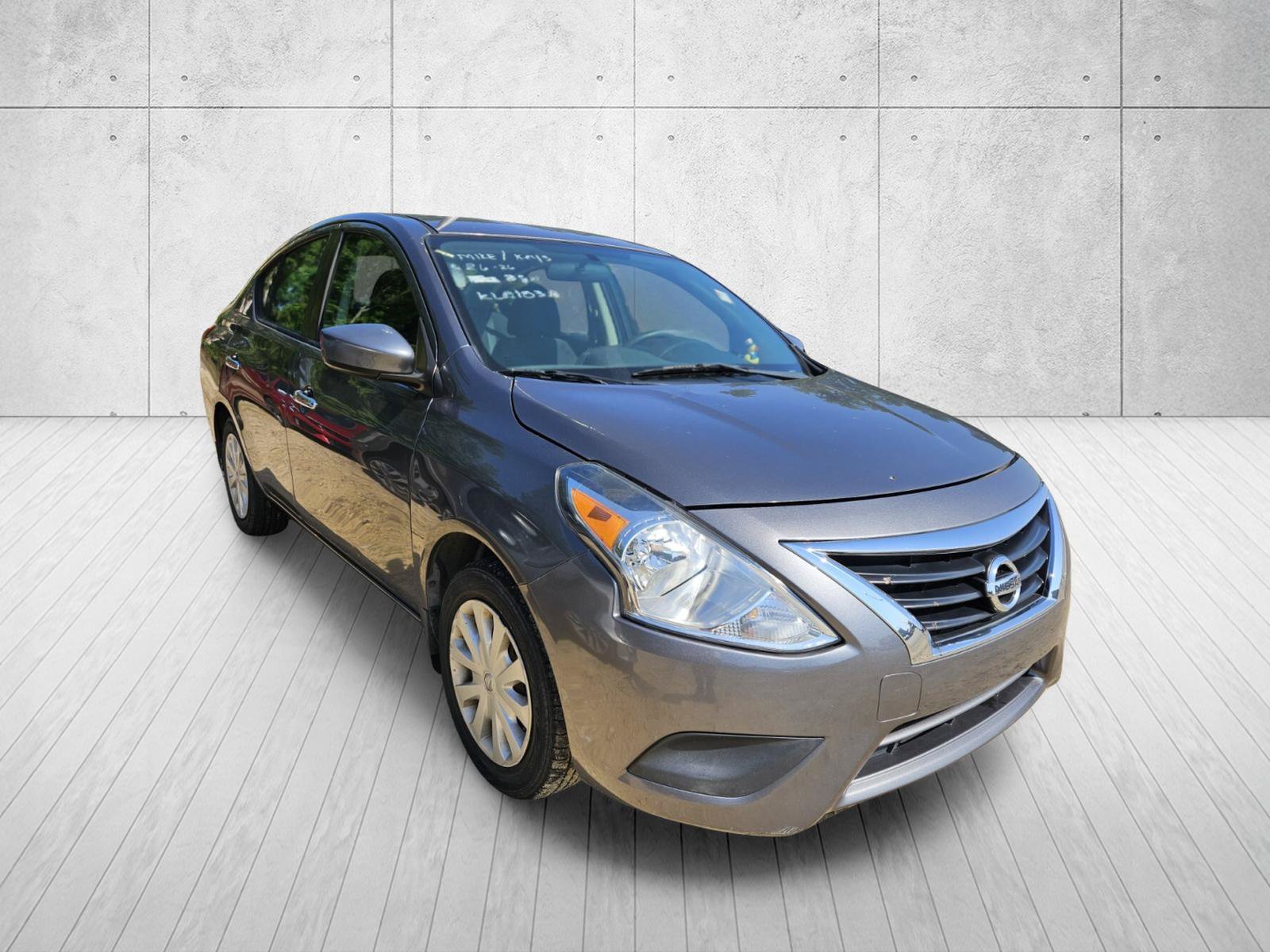 Used 2019 Nissan Versa SV FWD image 2