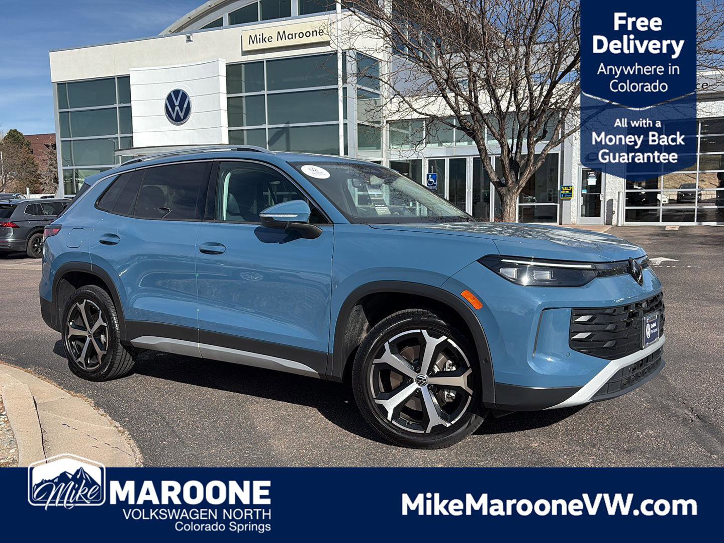 Used 2025 Volkswagen Tiguan SE image 1