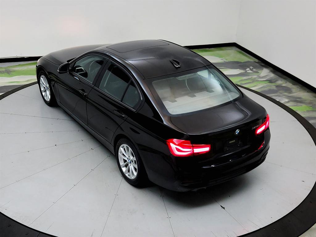Used 2016 BMW 320i Sedan image 16