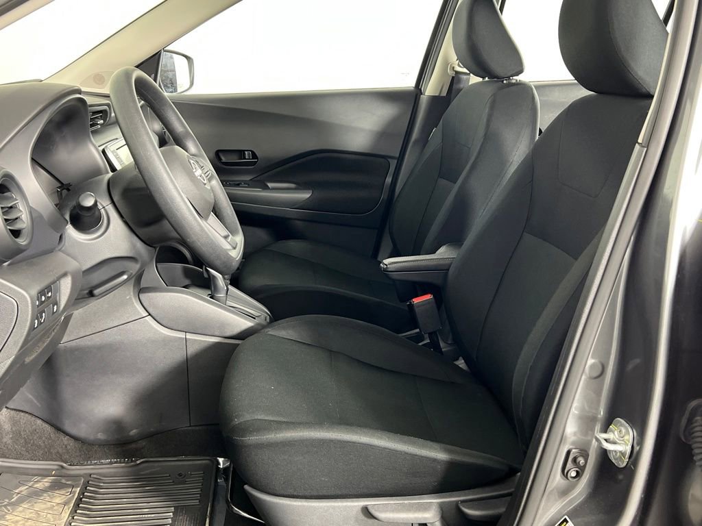 Used 2025 Nissan Kicks Play S image 16