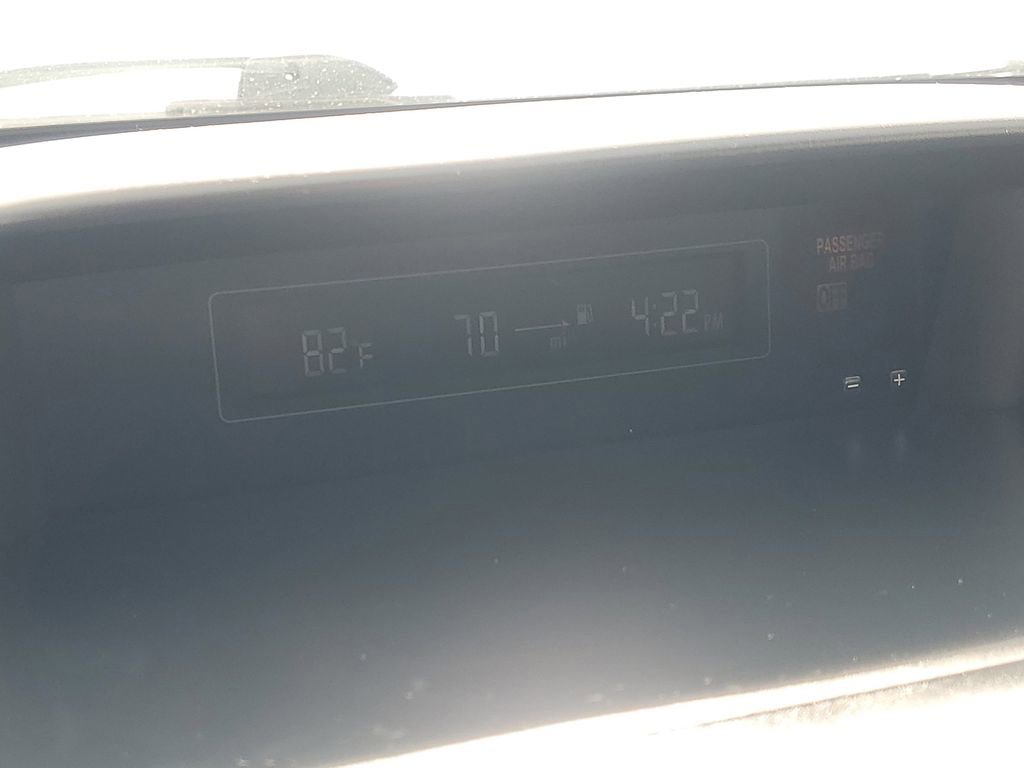 Used 2017 Subaru Crosstrek 2.0i Premium image 24