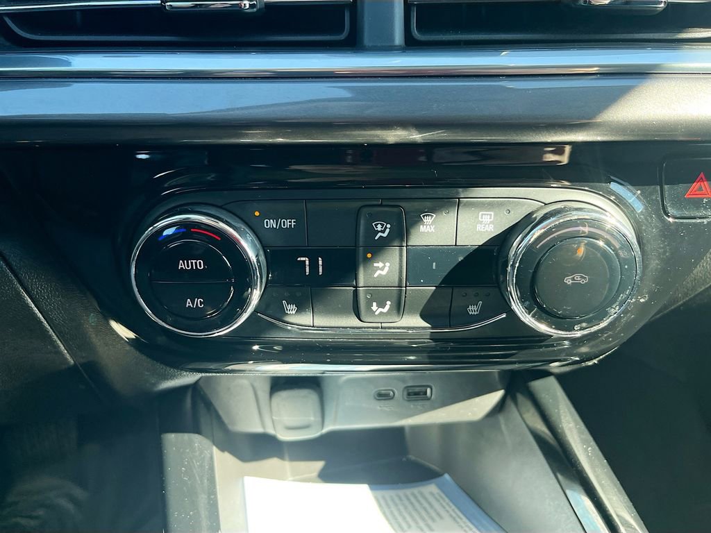 Used 2025 Chevrolet Trax ACTIV w/ Driver Confidence Package image 15