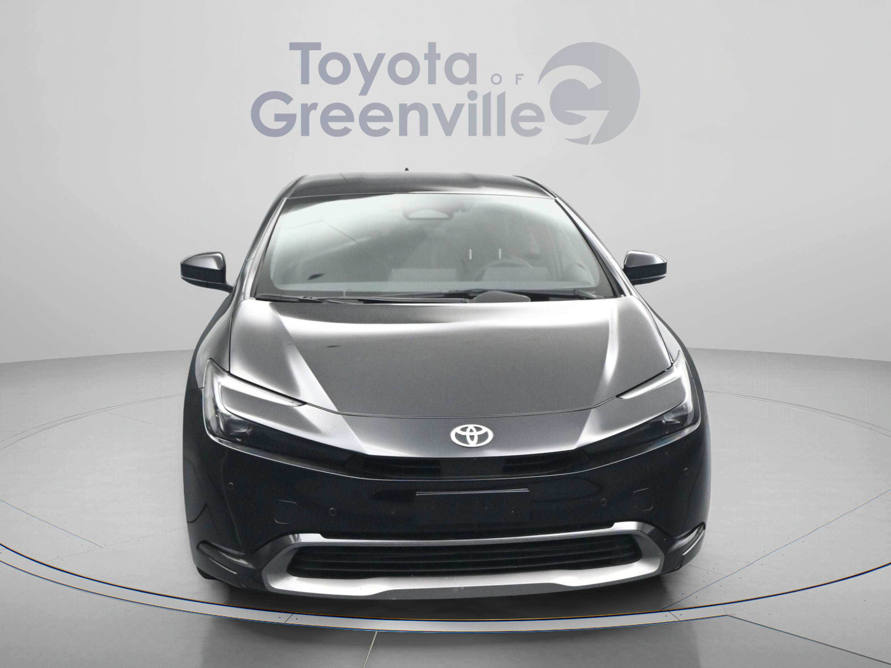 Used 2025 Toyota Prius XLE FWD image 22