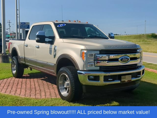 Used 2017 Ford F250 King Ranch w/ King Ranch Ultimate Package AWD/4WD image 15