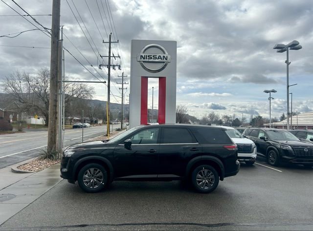 New 2026 Nissan Pathfinder S AWD/4WD image 3