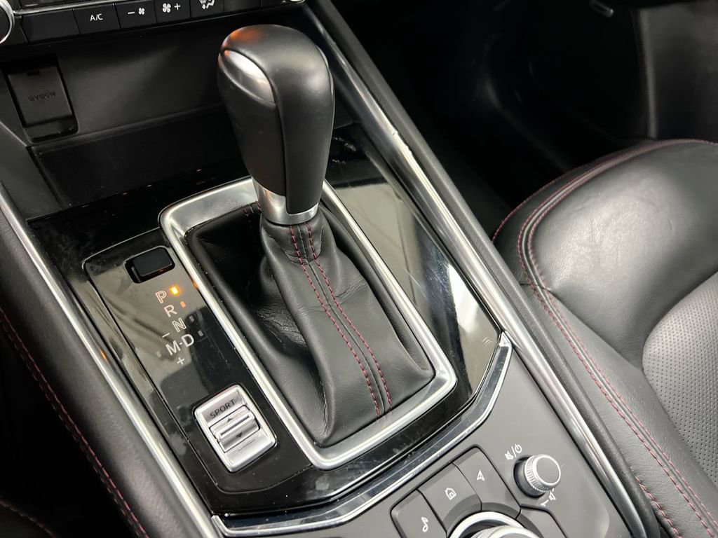 Used 2024 MAZDA CX-5 Carbon Edition image 17