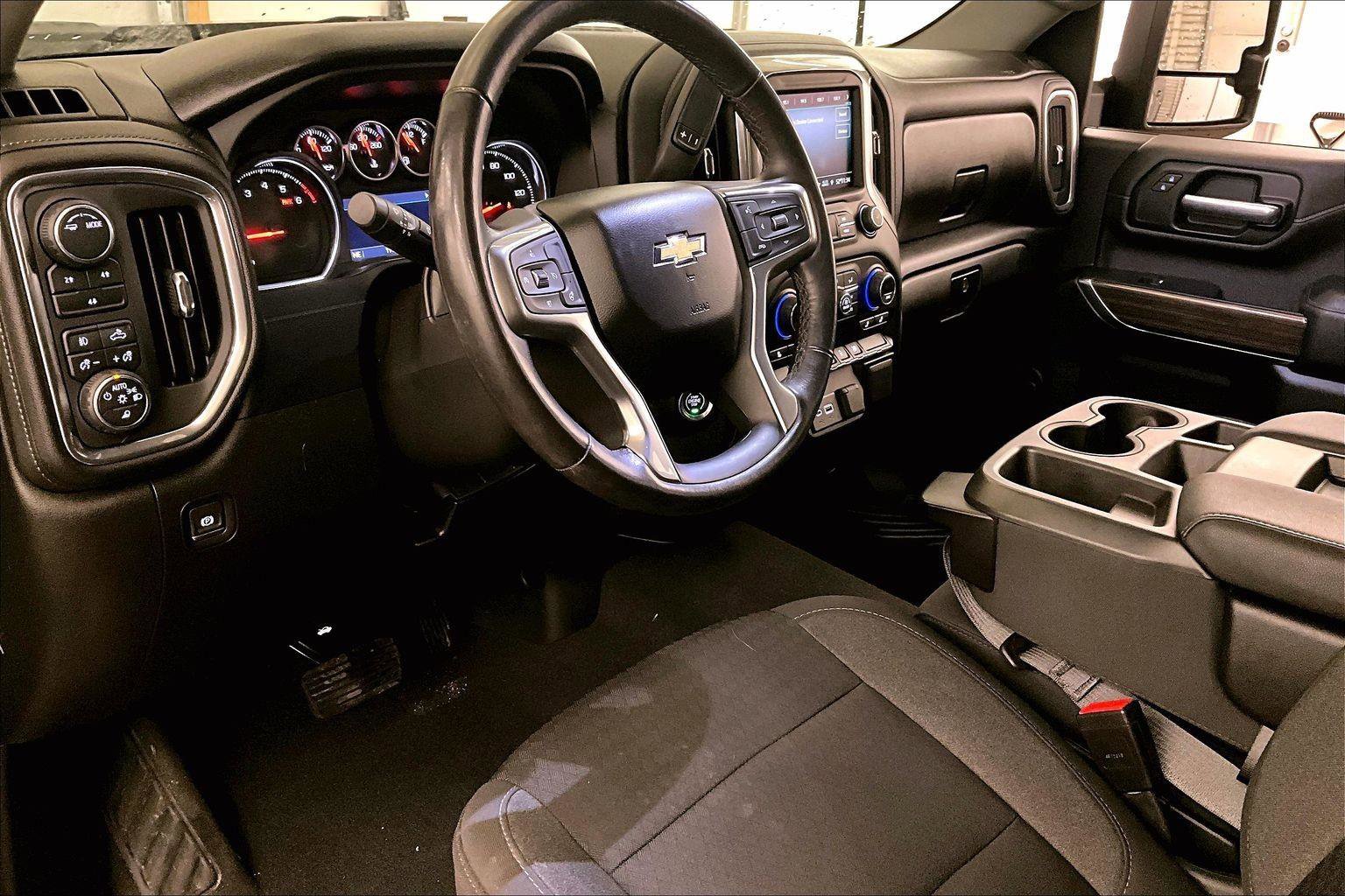 Used 2021 Chevrolet Silverado 2500 LT w/ All Star Edition image 12