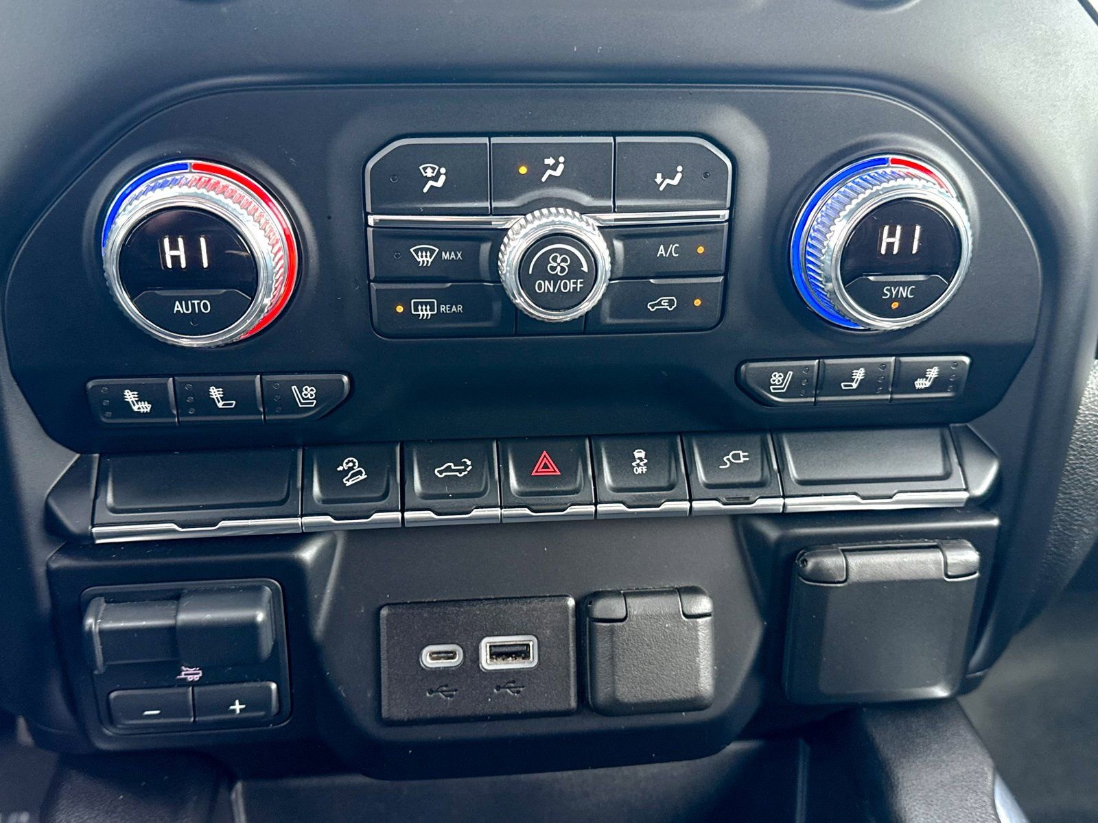 Certified 2021 GMC Sierra 1500 AT4 image 30