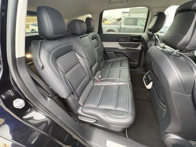Used 2024 Lincoln Nautilus Reserve image 33